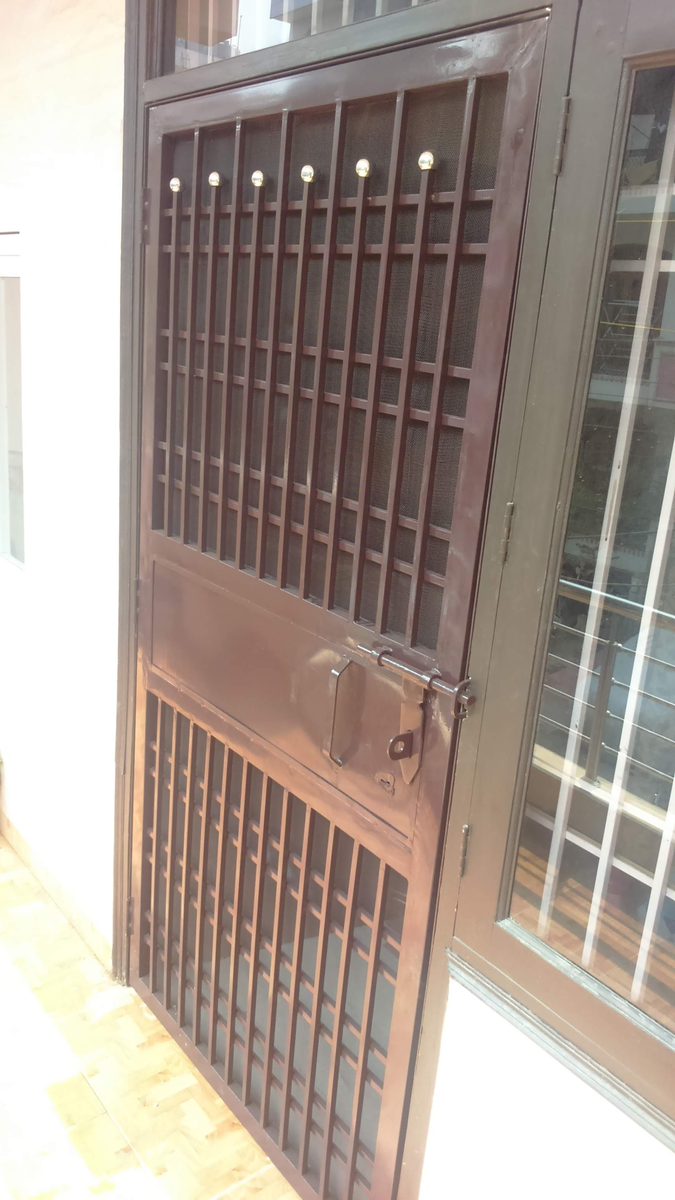 Iron gate design 005