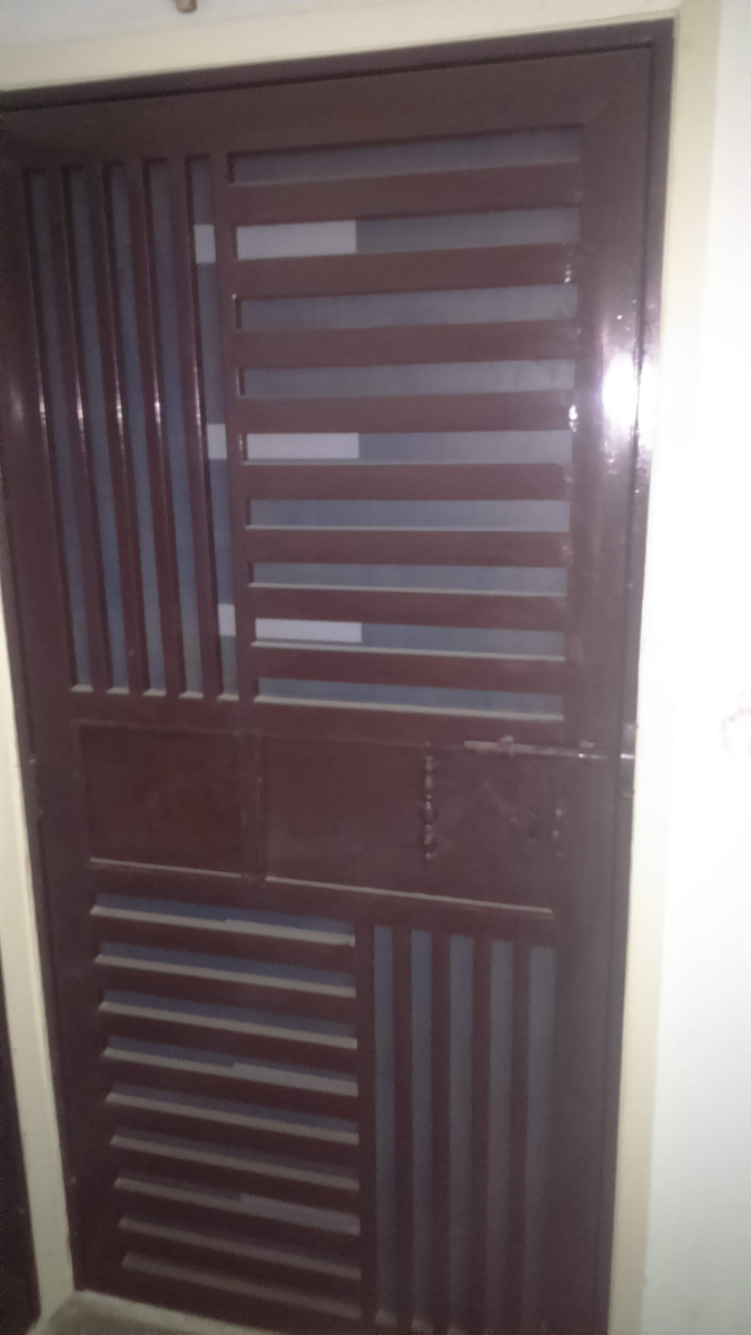 Iron gate design 010