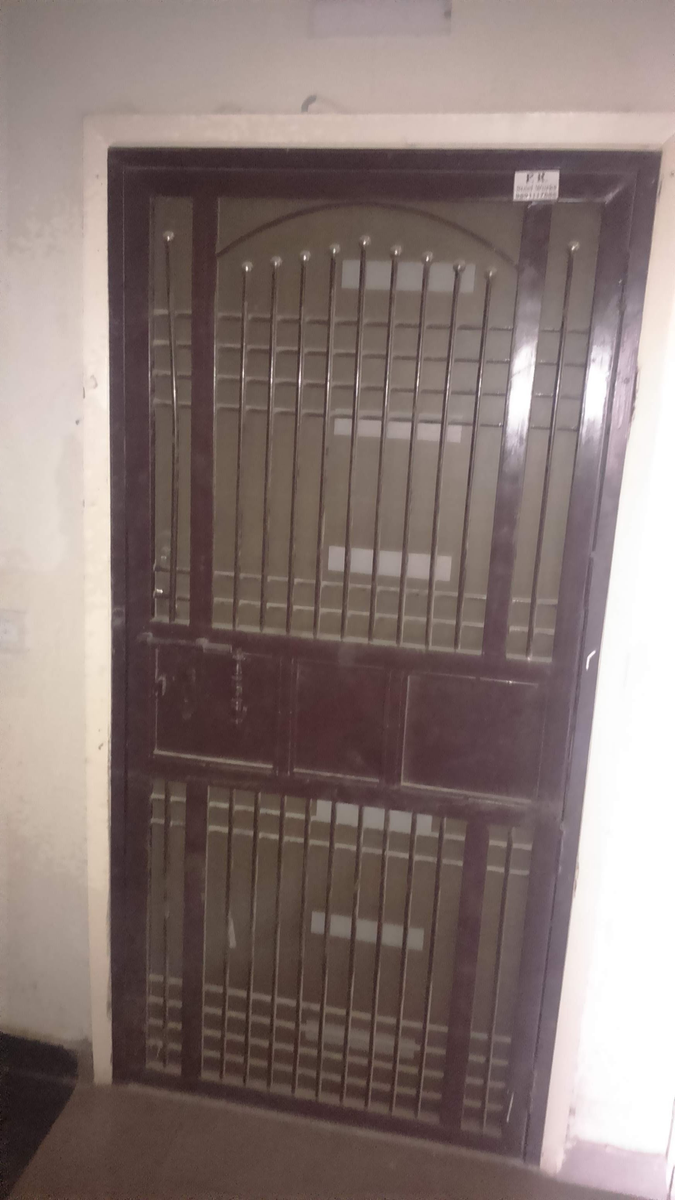 Iron gate design 011