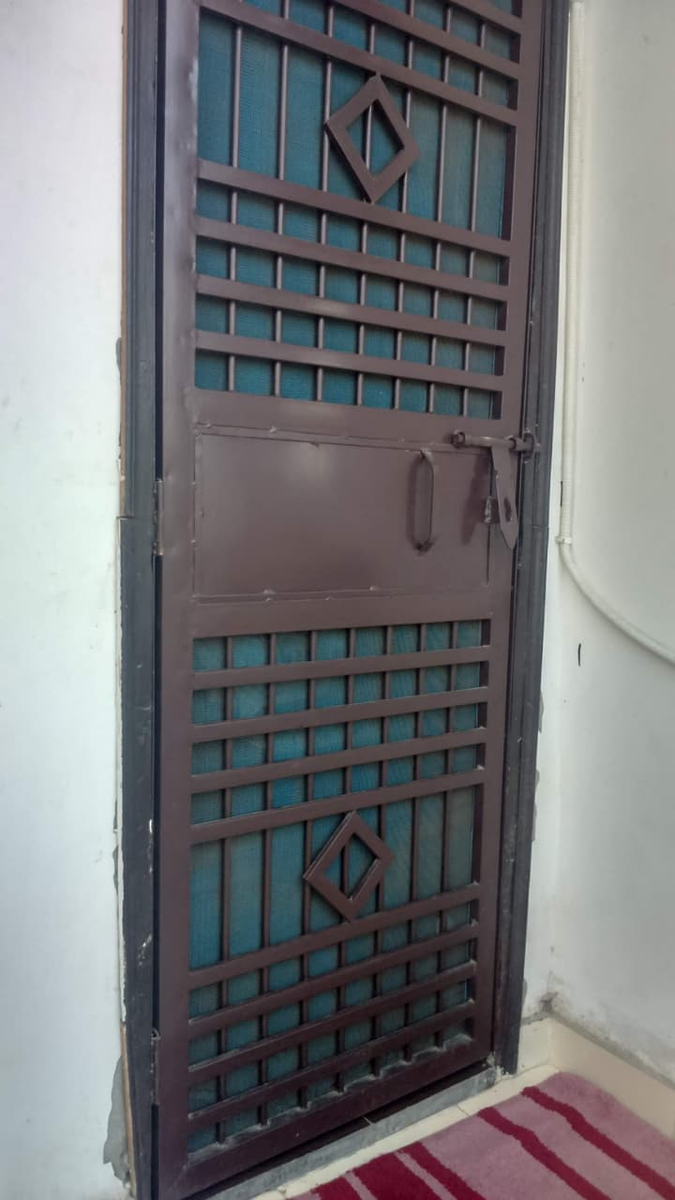 Iron gate design 013