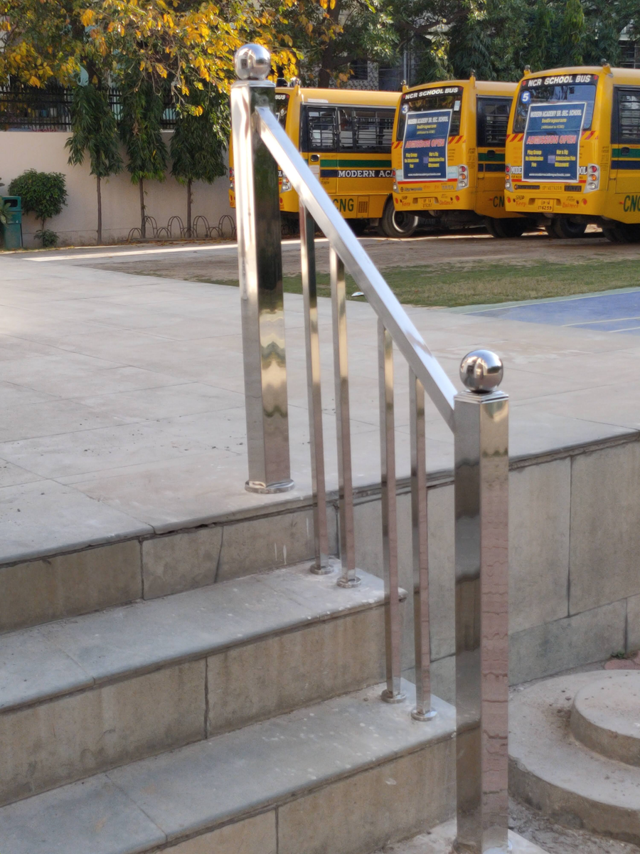 Stairs-Railings design 042