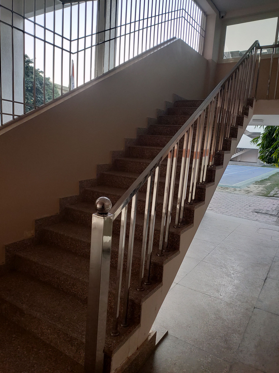 Stairs-Railings design 044