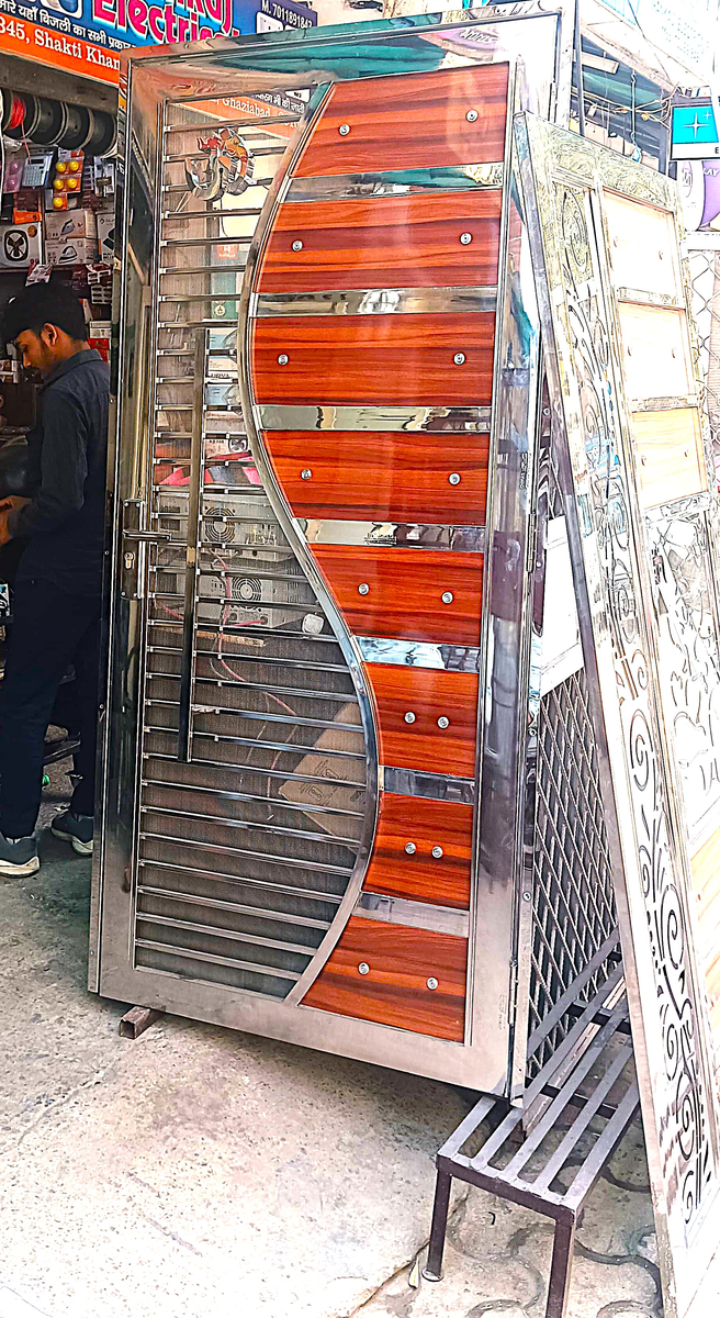 Steel gate design 026