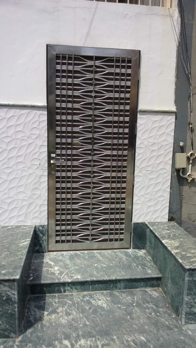 Steel gate design 048