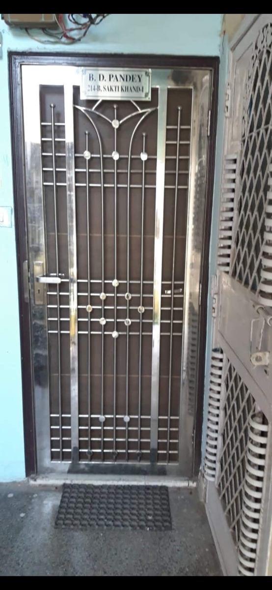 Steel gate design 050