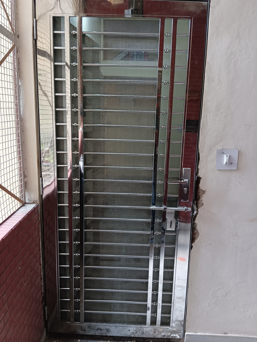 Steel gate design 056