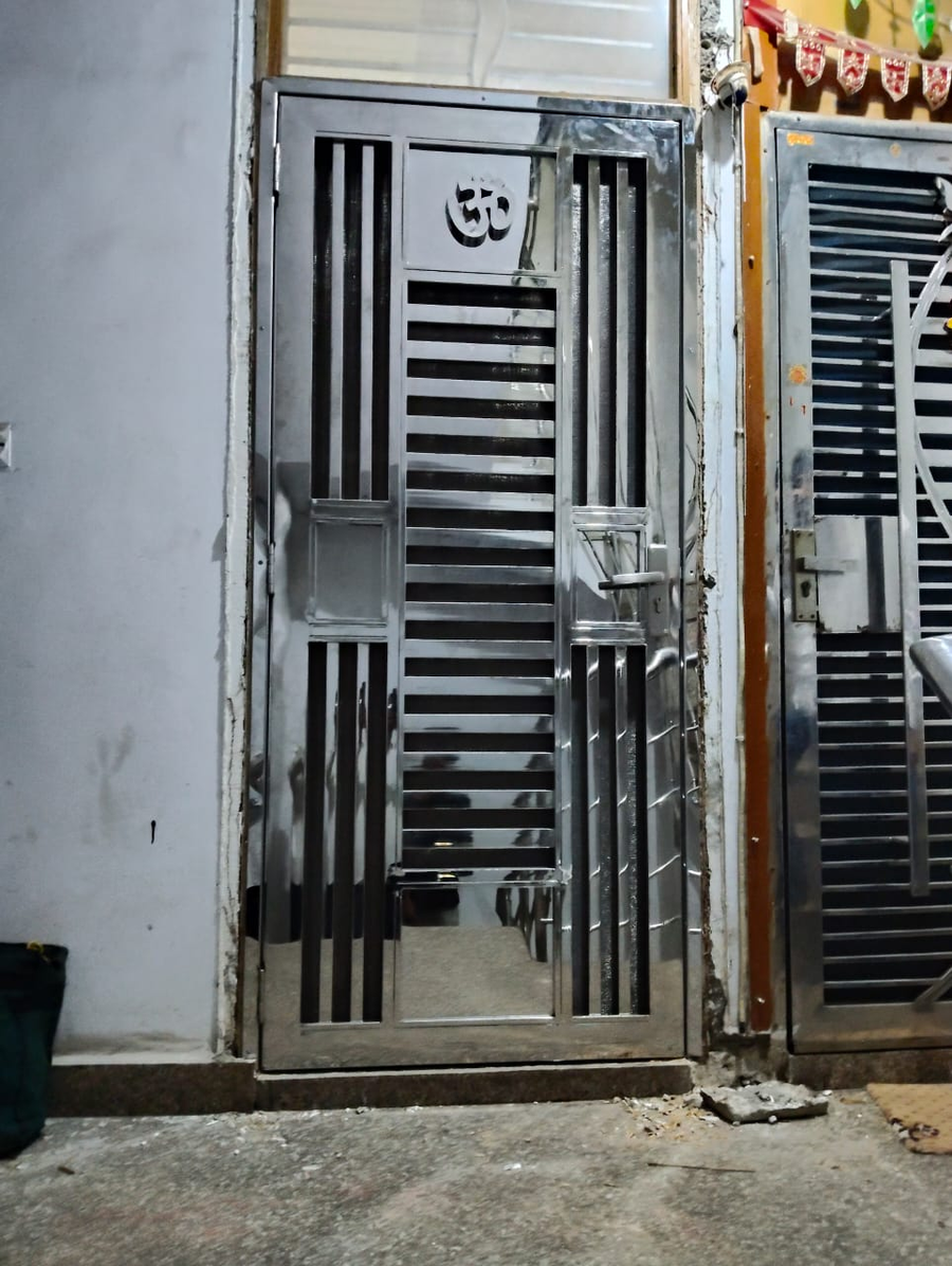 Steel gate design 064