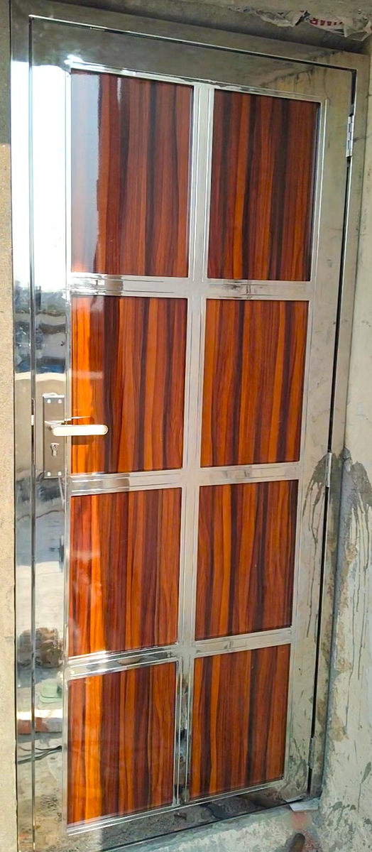 Steel gate design 118