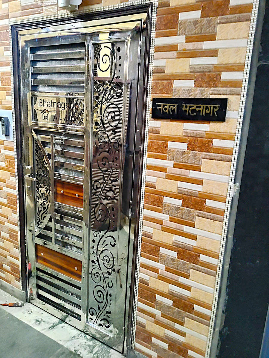 Steel gate design 140