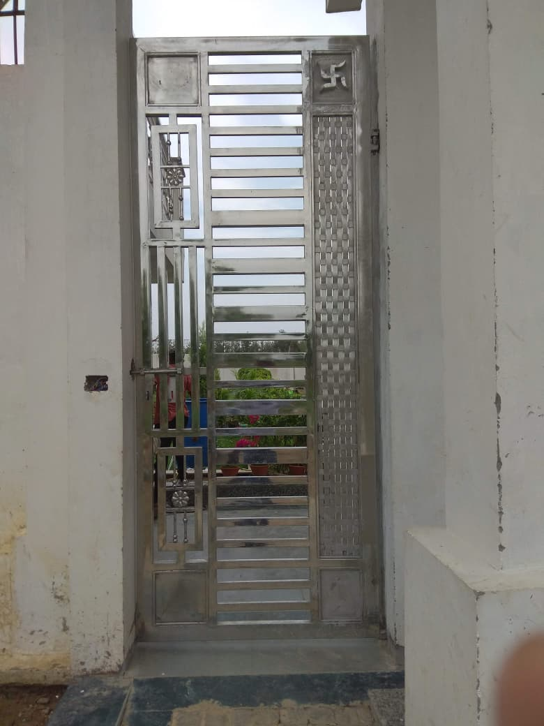 Steel main gate design 027