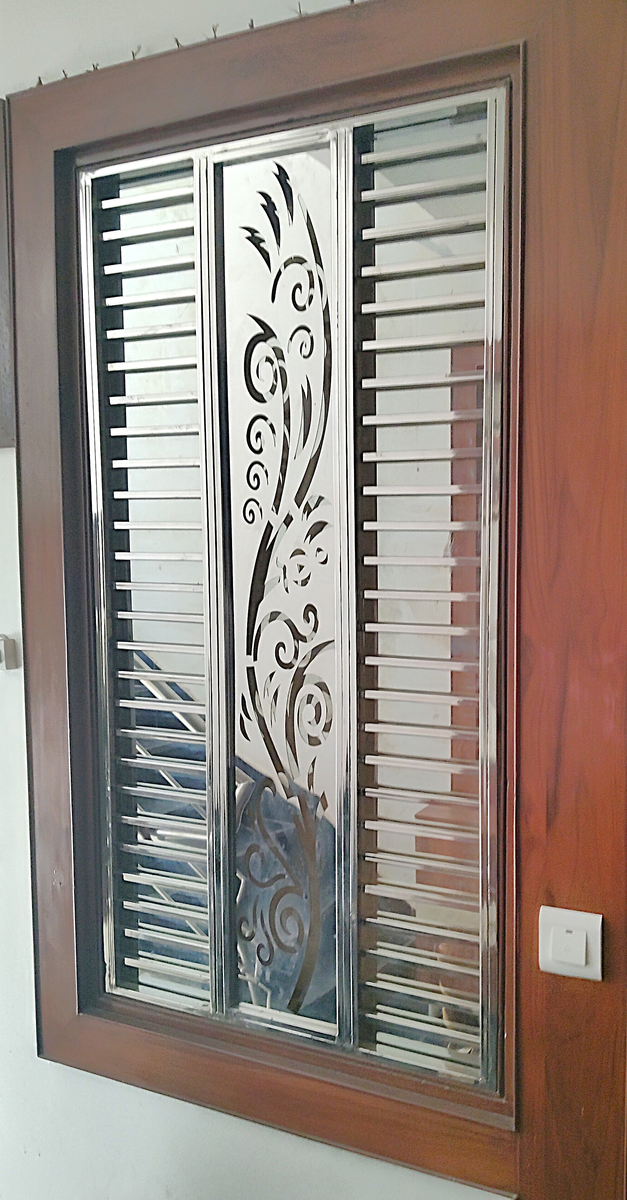 Iron & Steel Window design 007