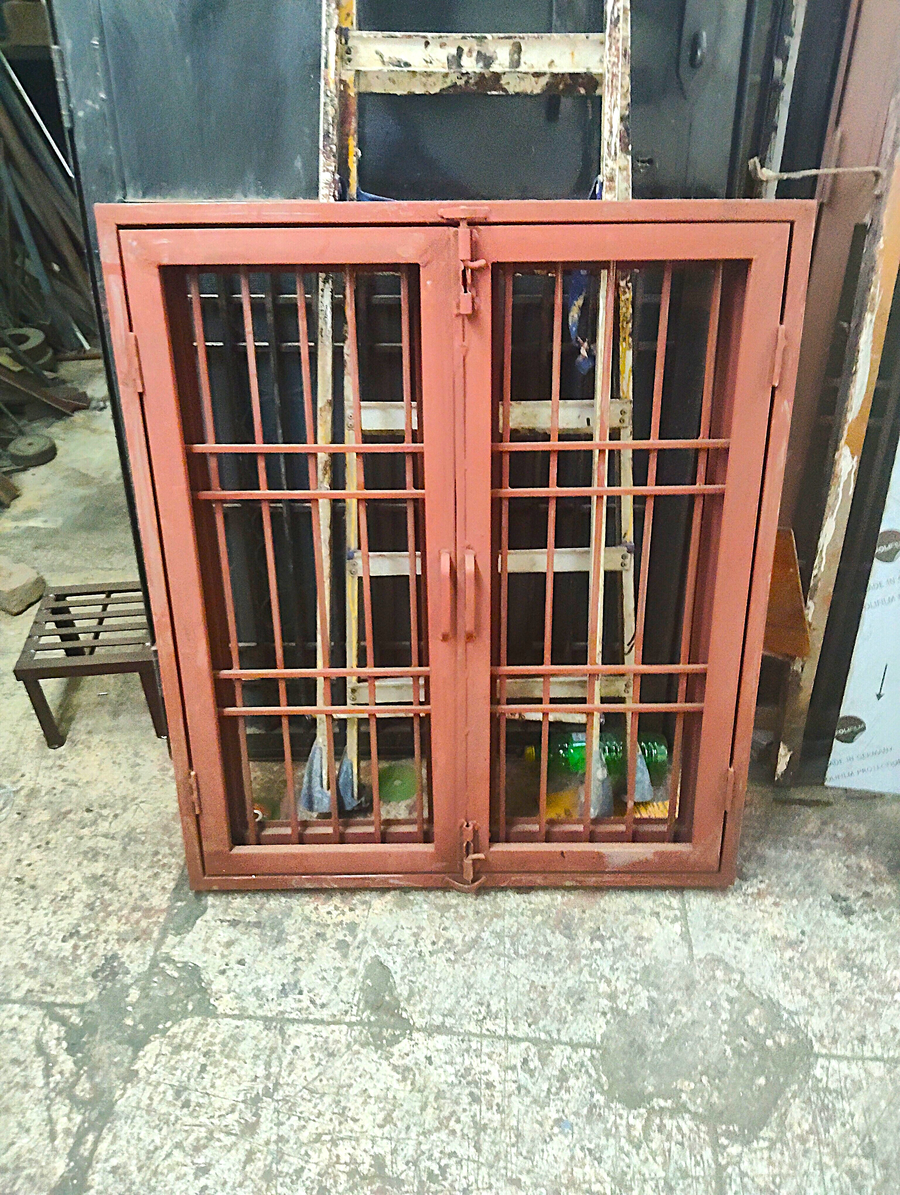Iron & Steel Window design 008